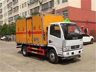 東風4.1米爆破器材運輸車